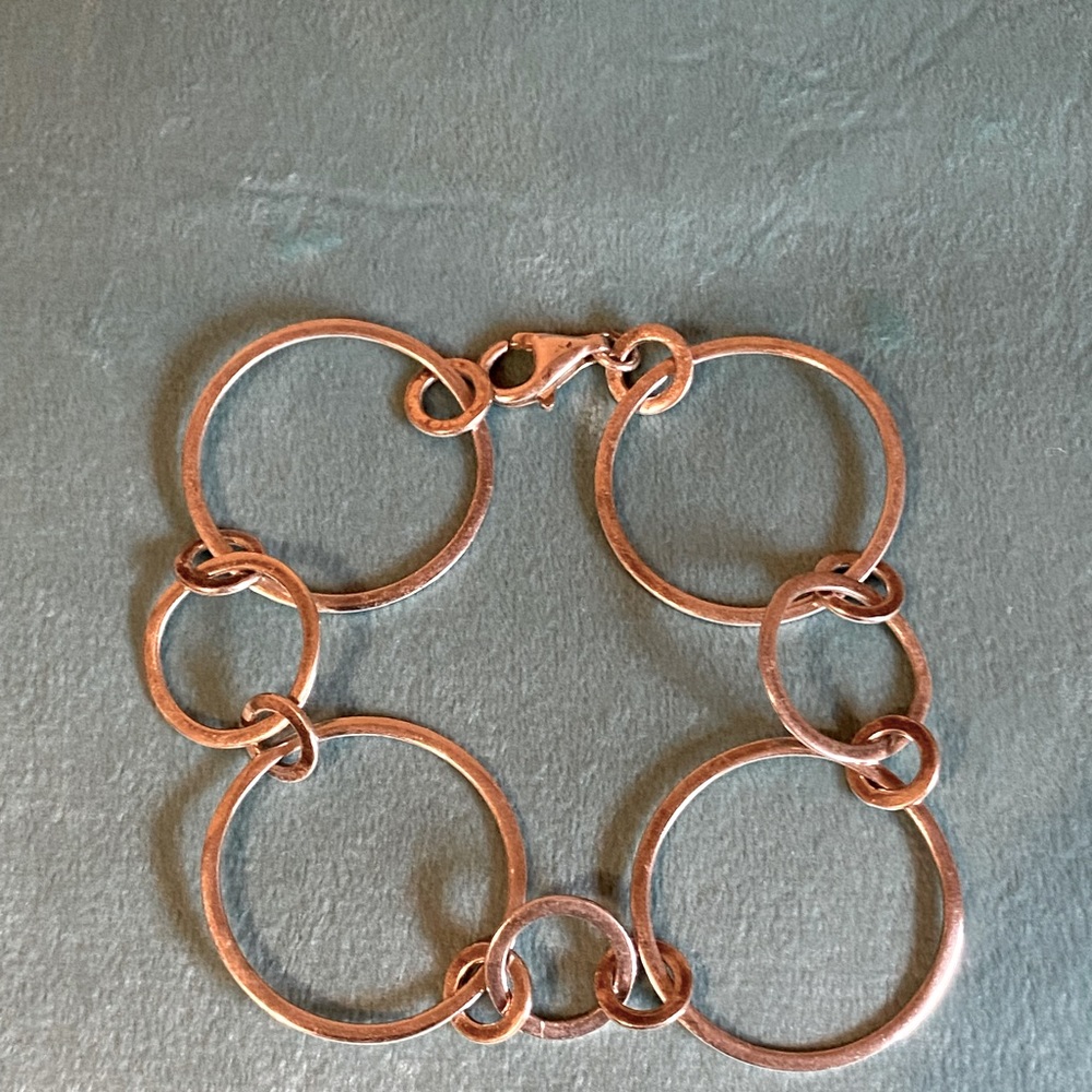 Beautiful sterling silver bracelet.  7”